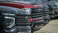 Canada : menacés par Donald Trump, les ouvriers canadiens de l'automobile déterminés à se battre pour leurs emplois
